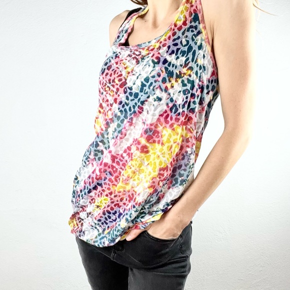 OP |🌈🐆Rainbow Cheetah Print Knotted Racerback Long Tank Top - Picture 12 of 12